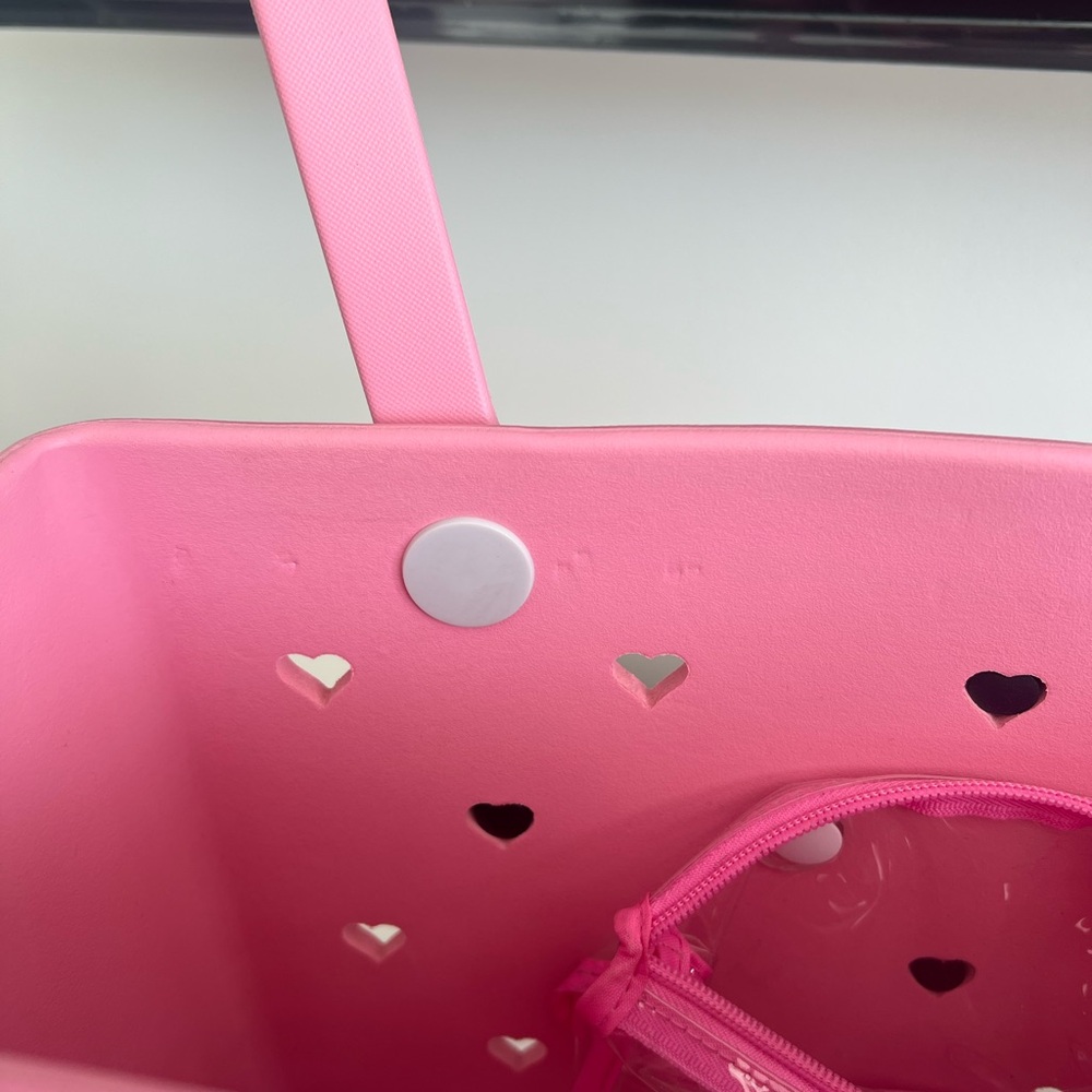Limited Edition “Pink Hearts Valentine” Bogg Bag - Picture 9 of 10